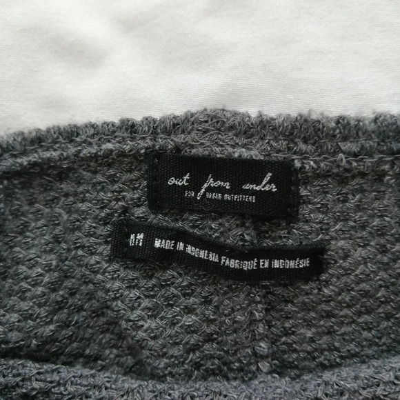 Urban Outfitters Out From Under Long Sleeve Ribbed Stretch Medium - Picture 7 of 13
